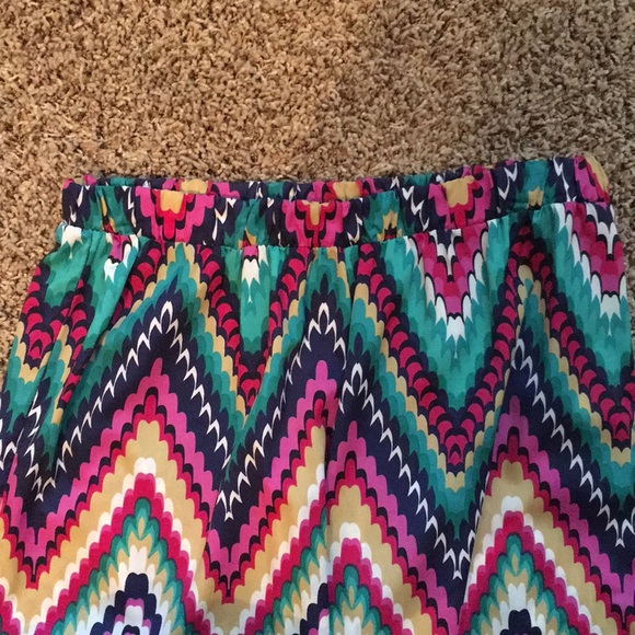 Colorful flowing pants - Picture 4 of 5
